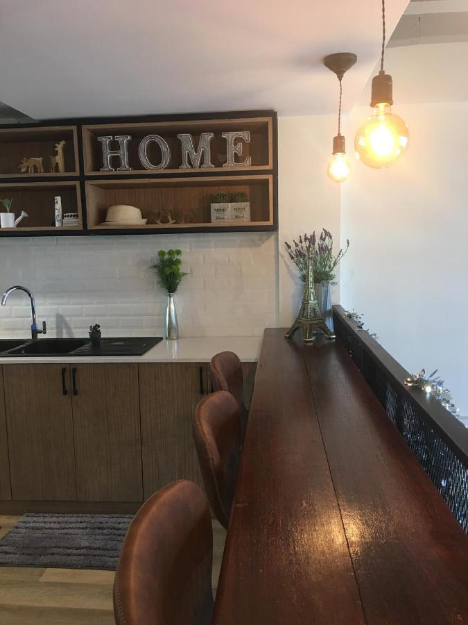 Tree​ For​ Rest​ Poshtel Vandrarhem Bangkok Exteriör bild