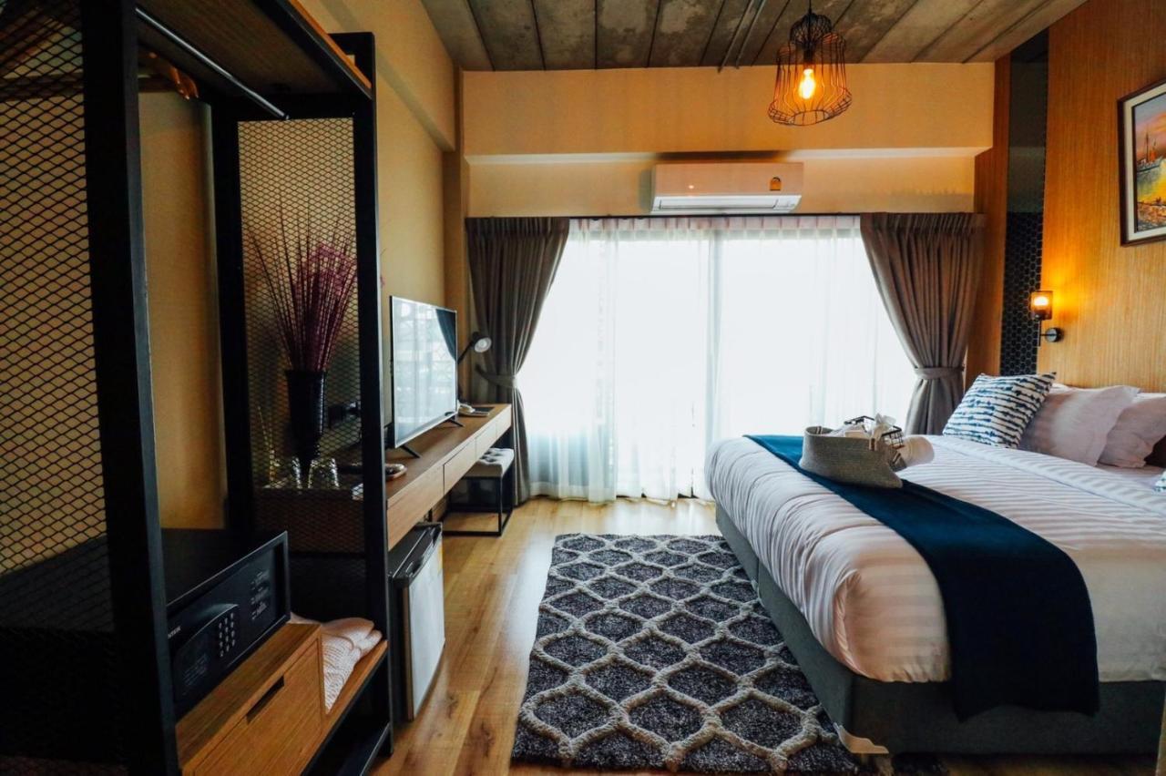 Tree​ For​ Rest​ Poshtel Vandrarhem Bangkok Exteriör bild