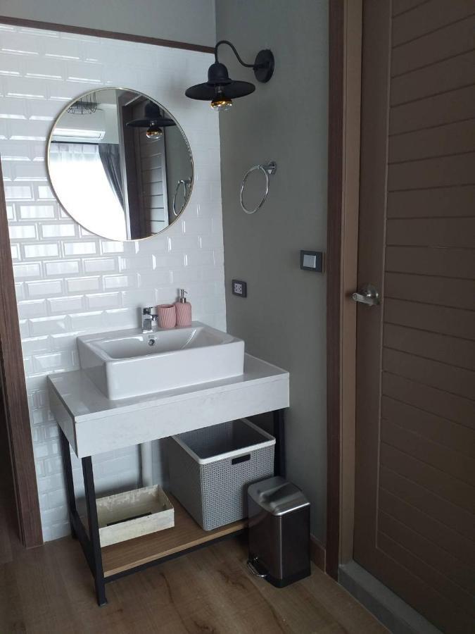 Tree​ For​ Rest​ Poshtel Vandrarhem Bangkok Exteriör bild